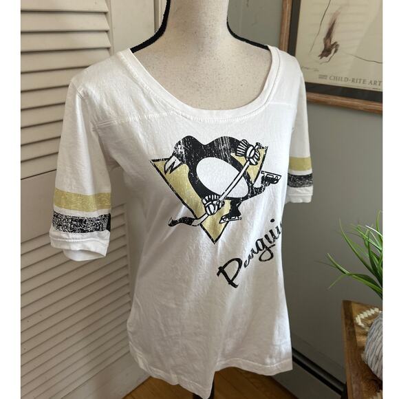 PITTSBURGH PENGUINS Womens Top White Retro Distressed Graphic NHL Hockey XL - Picture 4 of 8